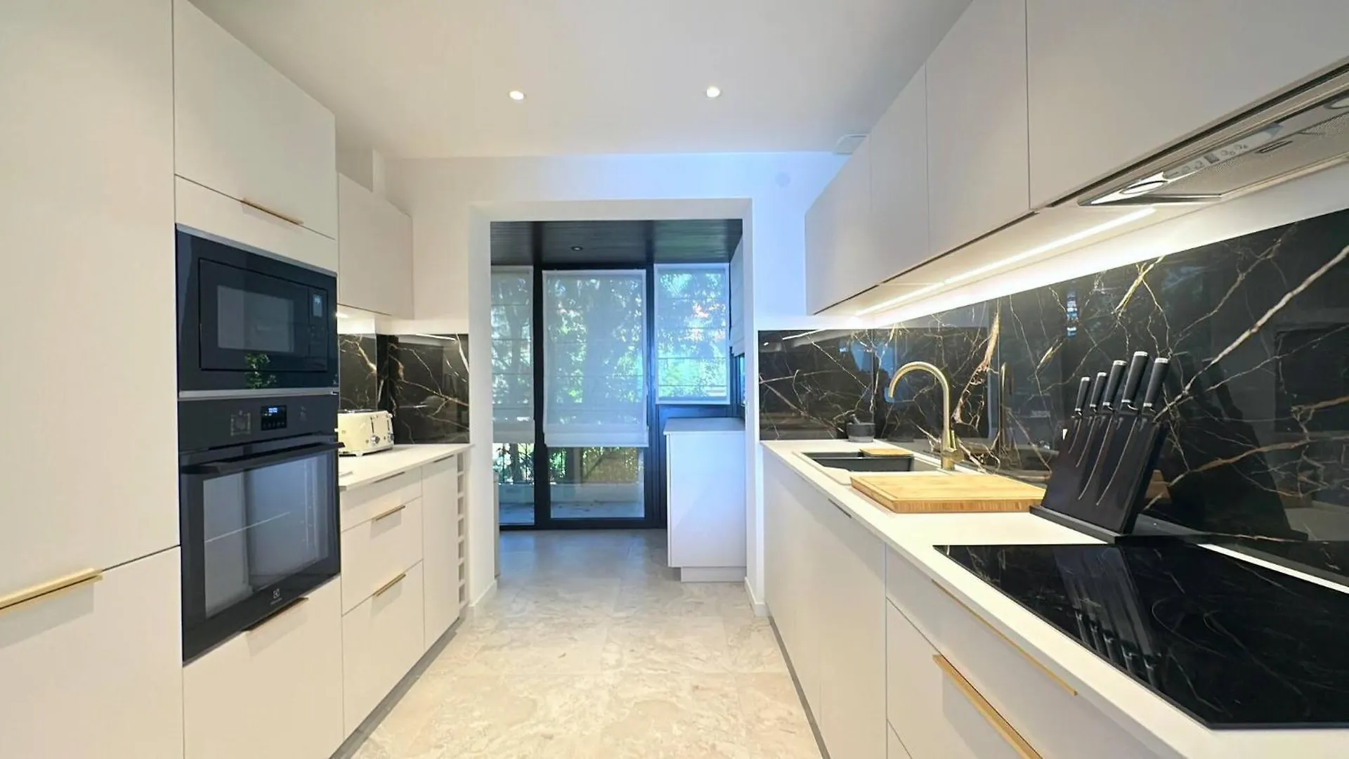 Apartment Adriana II Cannes Moure Rouge